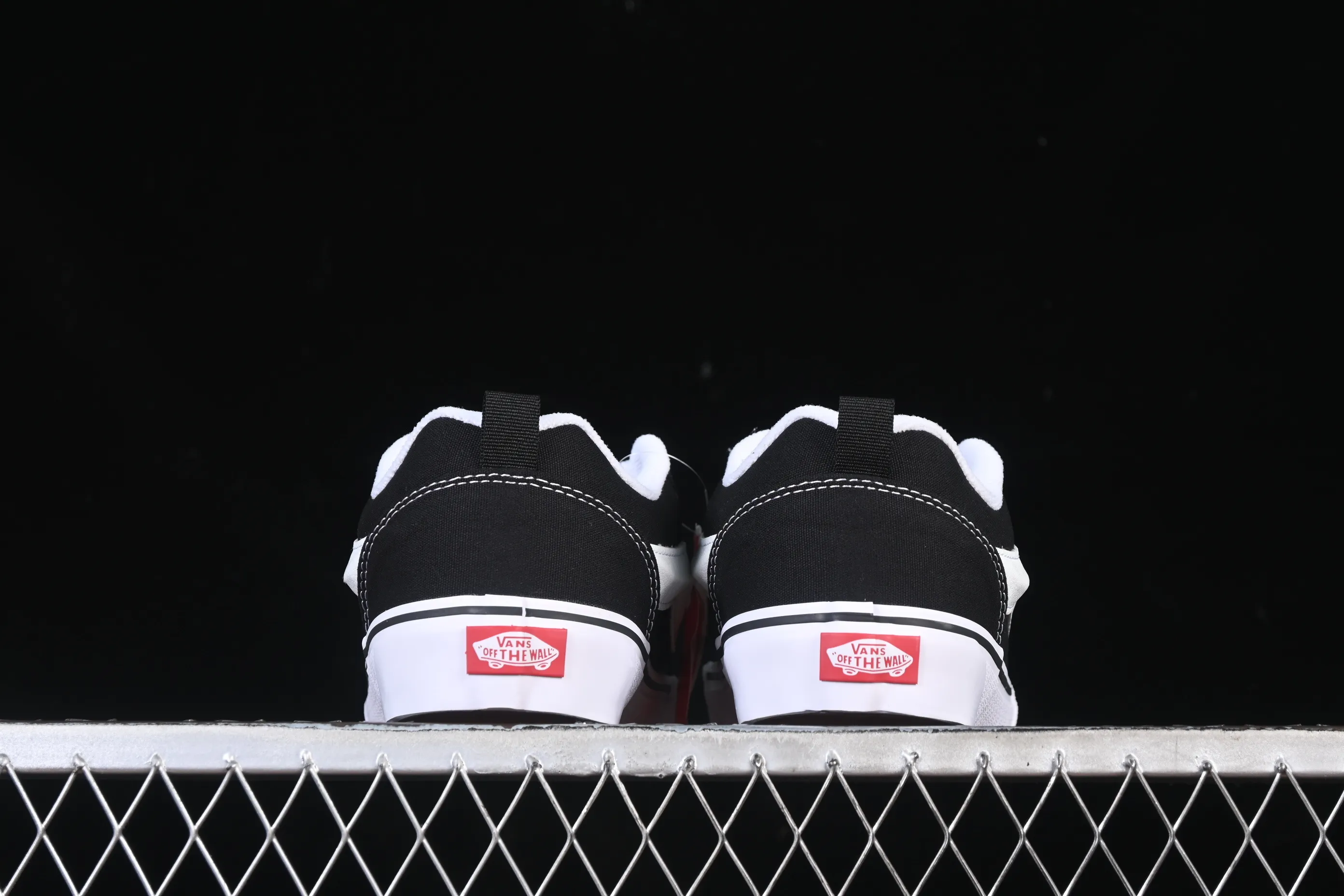 All categories Vans Vans series Vans Low Vans low-top Vans Knu-Skool high street American retro casual canvas skateboard shoes VN0009QC6BK